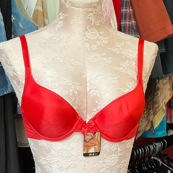 Vintage Victoria's Secret Stretch the Miracle Bra Adjustable Strap Size 36A Red - Picture 1 of 4